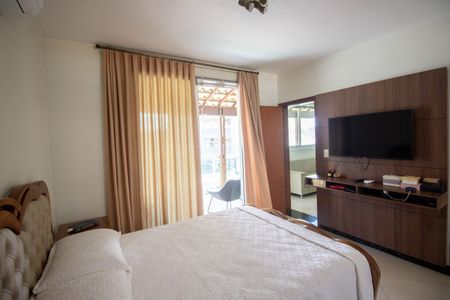 Casa à venda com 365m², 4 quartos e 3 vagasQuarto Suíte