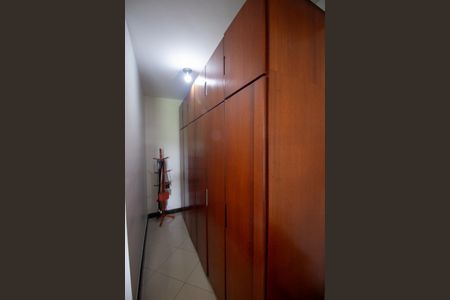 Casa à venda com 365m², 4 quartos e 3 vagasCloset da suíte