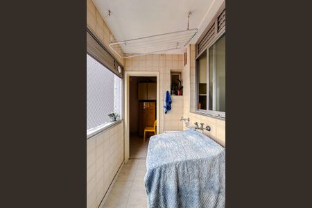 Apartamento à venda com 78m², 3 quartos e 1 vagaÁrea de Serviço