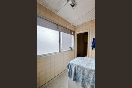 Apartamento à venda com 78m², 3 quartos e 1 vagaÁrea de Serviço