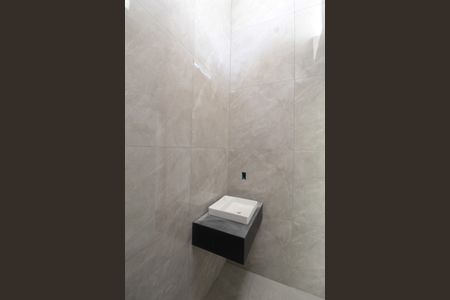 Casa à venda com 222m², 4 quartos e 3 vagasBanheiro Social