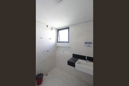 Casa à venda com 222m², 4 quartos e 3 vagasBanheiro da Suite