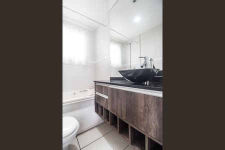 Apartamento à venda com 82m², 3 quartos e sem vagaBanheiro da Suíte