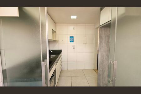 Apartamento à venda com 58m², 2 quartos e 1 vagaCozinha e Área de Serviço