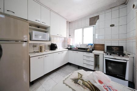 Cozinha e Área de Serviço de apartamento à venda com 2 quartos, 55m² em Cangaiba, São Paulo