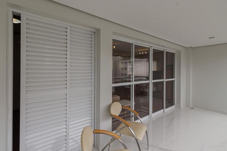 Apartamento para alugar com 137m², 3 quartos e 2 vagasSacada