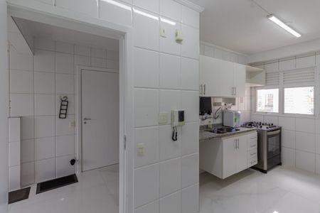 Apartamento para alugar com 137m², 3 quartos e 2 vagasCozinha