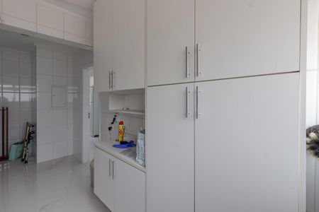 Apartamento para alugar com 137m², 3 quartos e 2 vagasÁrea de Serviço