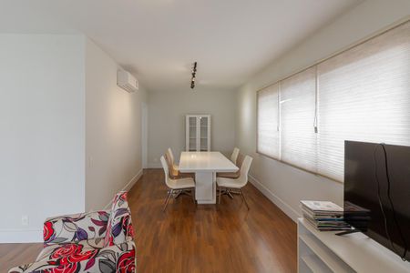 Apartamento para alugar com 137m², 3 quartos e 2 vagasSala