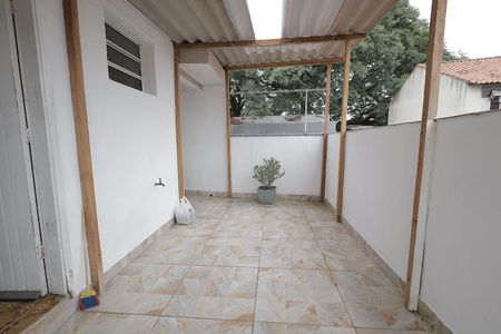 Casa para alugar com 150m², 2 quartos e 1 vagaQuintal