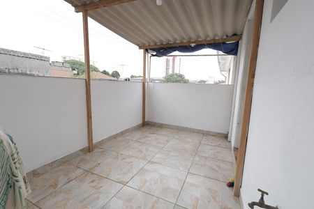 Casa para alugar com 150m², 2 quartos e 1 vagaQuintal