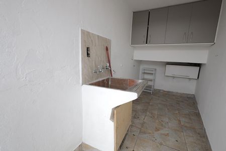 Casa para alugar com 150m², 2 quartos e 1 vagaÁrea de Serviço