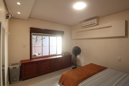 Casa à venda com 300m², 5 quartos e 1 vagaSuite Casa 1