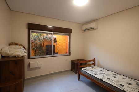 Casa à venda com 300m², 5 quartos e 1 vagaQuarto 2 Casa 1