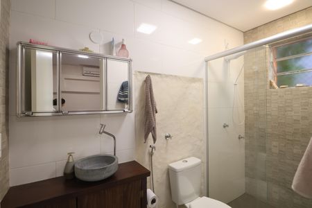 Casa à venda com 300m², 5 quartos e 1 vagaBanheiro da Suíte Casa 1