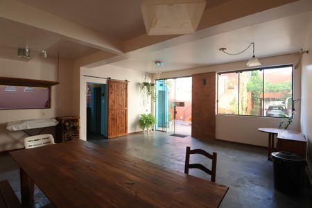 Casa à venda com 300m², 5 quartos e 1 vagaEspaço Gourmet