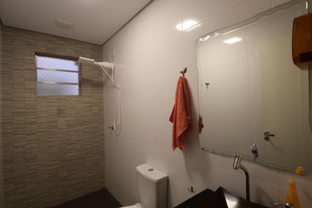 Casa à venda com 300m², 5 quartos e 1 vagaBanheiro Casa 1
