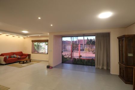 Sala Casa 1 de casa à venda com 5 quartos, 300m² em Rio Branco, Canoas