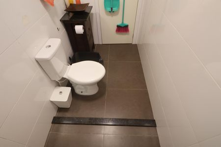 Casa à venda com 300m², 5 quartos e 1 vagaBanheiro Casa 1