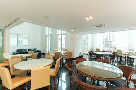 Apartamento à venda com 178m², 3 quartos e 4 vagasÁrea comum - Salão de festas