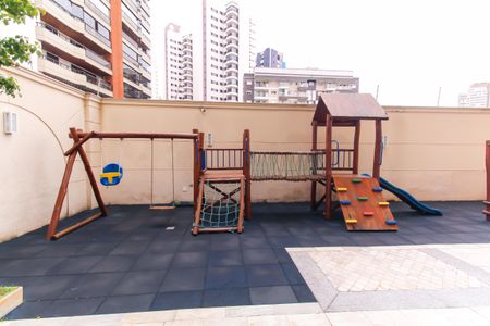 Apartamento à venda com 178m², 3 quartos e 4 vagasÁrea comum - Playground