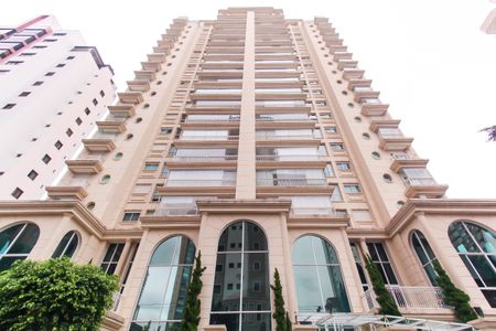 Apartamento à venda com 178m², 3 quartos e 4 vagasFachada