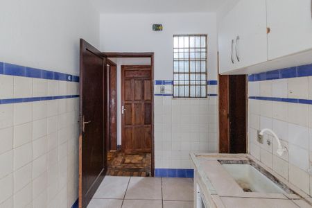 Apartamento para alugar com 74m², 2 quartos e sem vagaCozinha