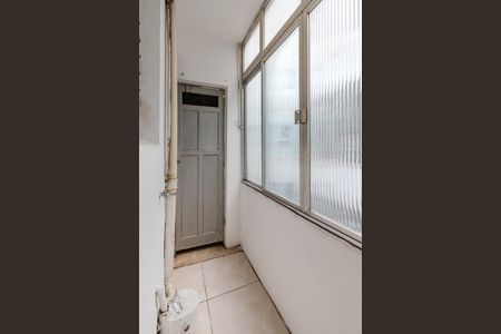 Apartamento para alugar com 74m², 2 quartos e sem vagaÁrea de Serviço