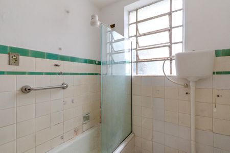 Apartamento para alugar com 74m², 2 quartos e sem vagaBanheiro