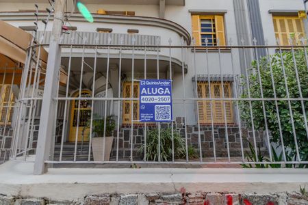 Apartamento para alugar com 74m², 2 quartos e sem vagaPlaca Ampla