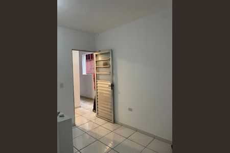 Casa para alugar com 1 quarto, 65m² em Parque Pinheiros, Taboão da Serra