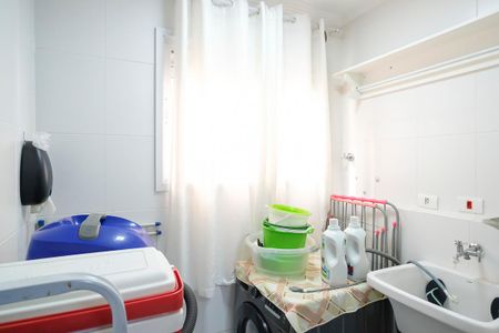 Apartamento à venda com 75m², 2 quartos e 1 vagaÁrea de serviço