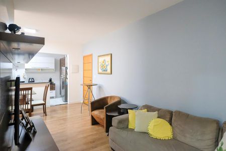Apartamento à venda com 75m², 2 quartos e 1 vagaSala