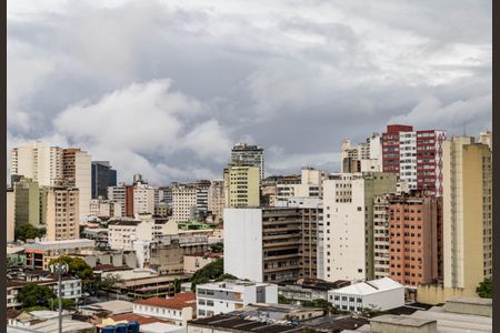 Vista da Suíte de apartamento para alugar com 1 quarto, 55m² em Lourdes, Belo Horizonte