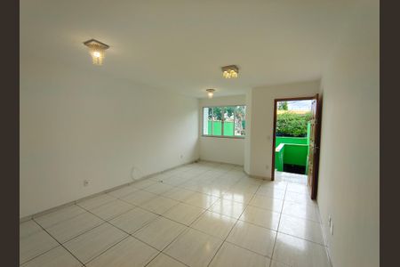 Casa para alugar com 140m², 3 quartos e 2 vagas