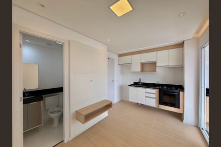 Sala de apartamento para alugar com 2 quartos, 36m² em Santo Amaro, São Paulo