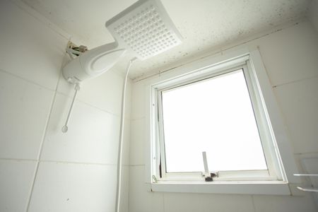 Apartamento para alugar com 44m², 2 quartos e sem vagaBANHEIRO