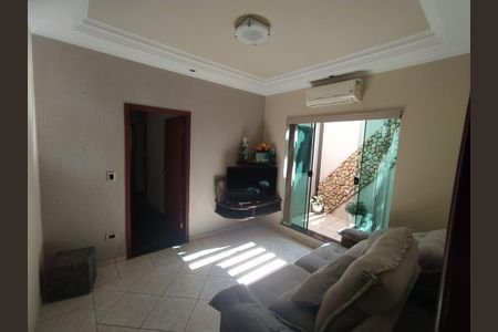 Casa para alugar com 3 quartos, 350m² em Jardim Ipiranga, Americana