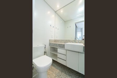 Apartamento para alugar com 75m², 1 quarto e 2 vagasBanheiro da Suíte