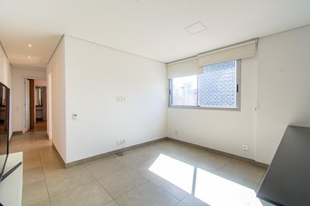 Sala de apartamento para alugar com 1 quarto, 75m² em Lourdes, Belo Horizonte