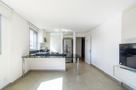 Apartamento para alugar com 75m², 1 quarto e 2 vagasSala