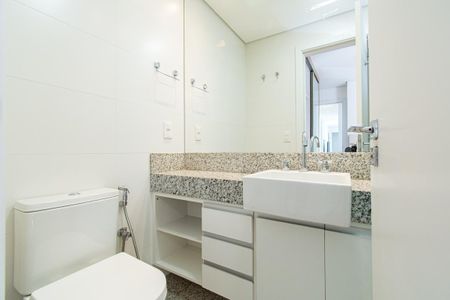 Apartamento para alugar com 75m², 1 quarto e 2 vagasBanheiro da Suíte