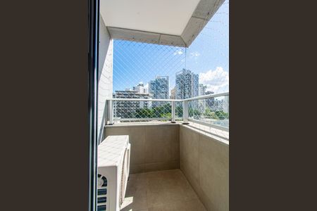 Apartamento para alugar com 75m², 1 quarto e 2 vagasVaranda da Suíte