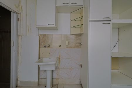 Apartamento à venda com 105m², 3 quartos e sem vagaÁrea de Serviço