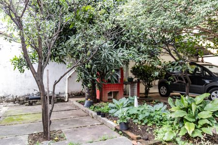 Casa para alugar com 145m², 2 quartos e 2 vagas Casa para alugar com 145m², 2 quartos e 2 vagasQuintal