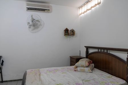 Casa para alugar com 145m², 2 quartos e 2 vagas Casa para alugar com 145m², 2 quartos e 2 vagasSuíte