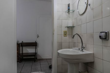 Casa para alugar com 145m², 2 quartos e 2 vagas Casa para alugar com 145m², 2 quartos e 2 vagasBanheiro da Suíte