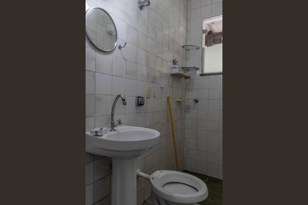 Banheiro da Suíte de casa à venda com 2 quartos, 145m² em Camargos, Belo Horizonte