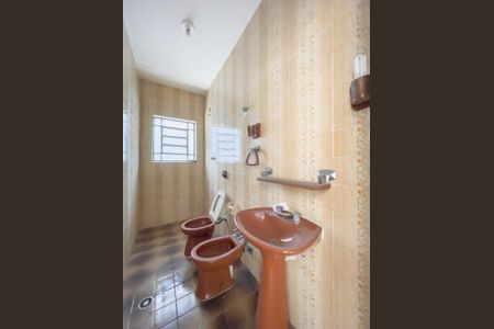 Casa à venda com 130m², 3 quartos e 3 vagasBanheiro da Suíte