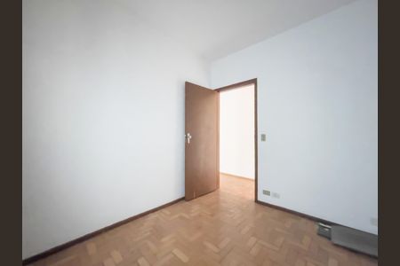 Casa à venda com 130m², 3 quartos e 3 vagasQuarto 2